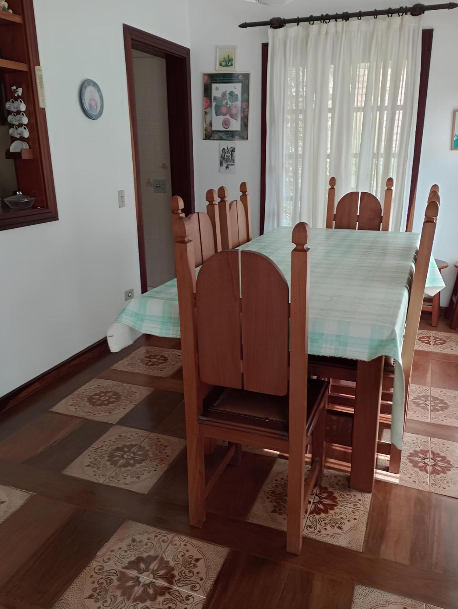 Casa de férias Chale Paraiso A 1km De Capivari Campos do Jordão